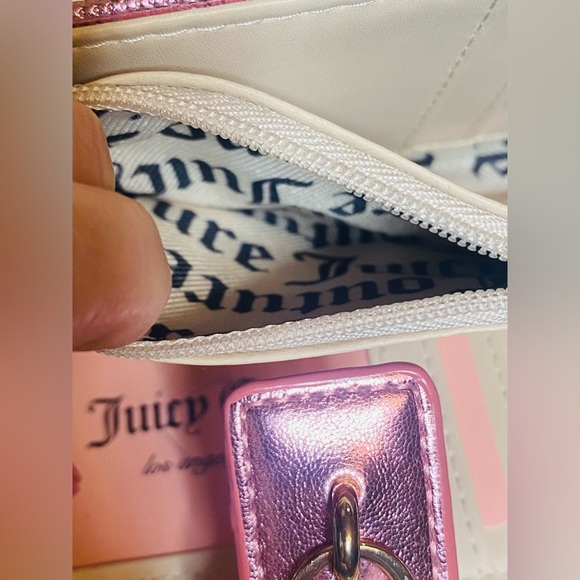 Juicy Simply perfect tab card wallet NWT - Picture 6 of 6